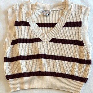 Sincerely Jules knit vest Large cropped cream & burgundy stripes